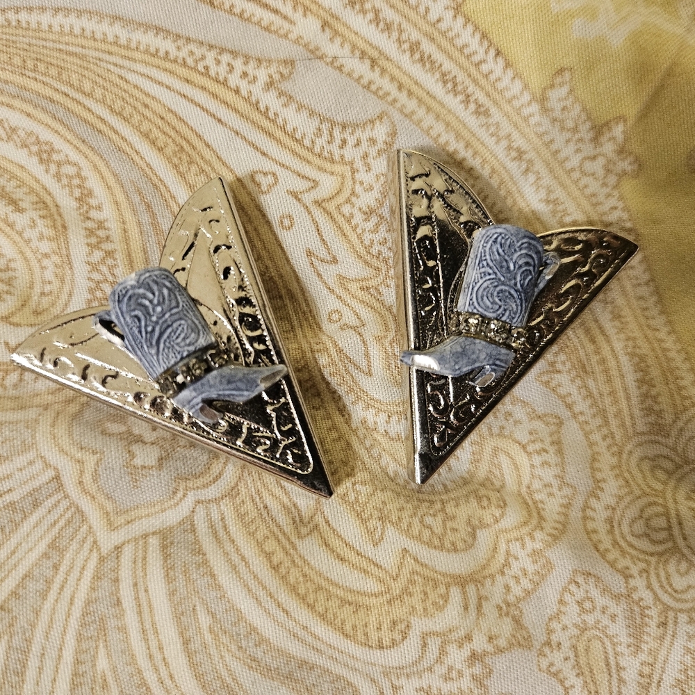 Set of Collar Pins